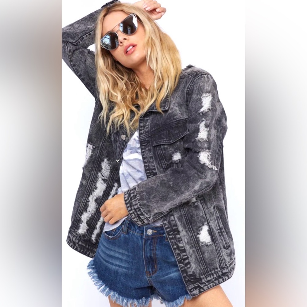 Fantastic Fawn Acid‎ Wash Edgy Distressed Denim Jacket Gray Small